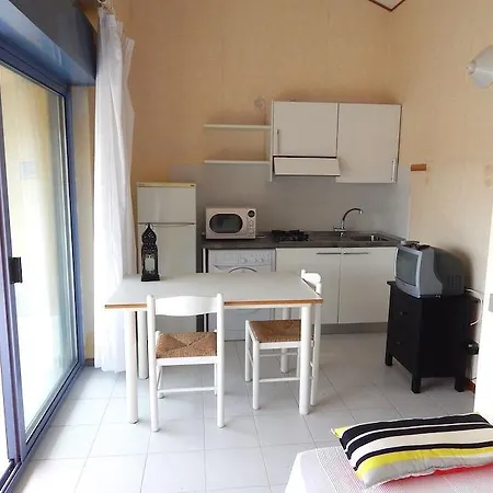 M56 - Marcelli, Bilocale Con Terrazzo A 100 Mt Dal Mare Marcelli